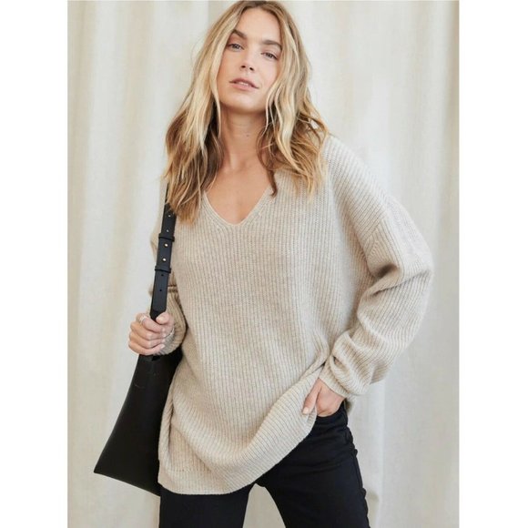 Jenni Kayne Sweaters - Jenni Kayne Cabin Long Sleeves Cashmere Pullover Sweater Oatmeal Size Medium